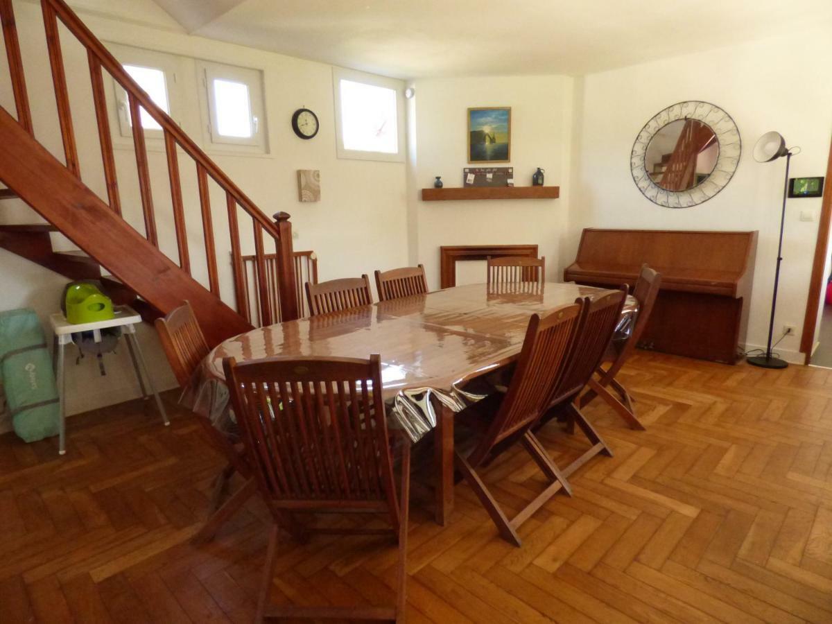 Gite Le Petit Chalet Avec Parking Gratuit Этрета Экстерьер фото